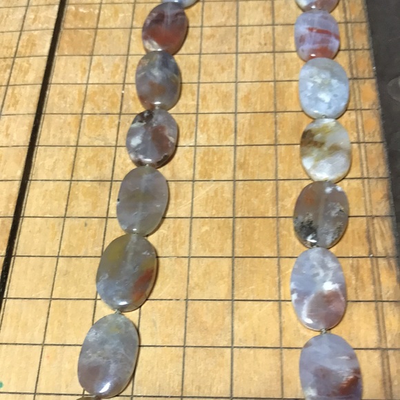 Agate Translucent Stone 20” Necklace EVC Aged Silver Tone Flower Toggle Clasp - Picture 11 of 12